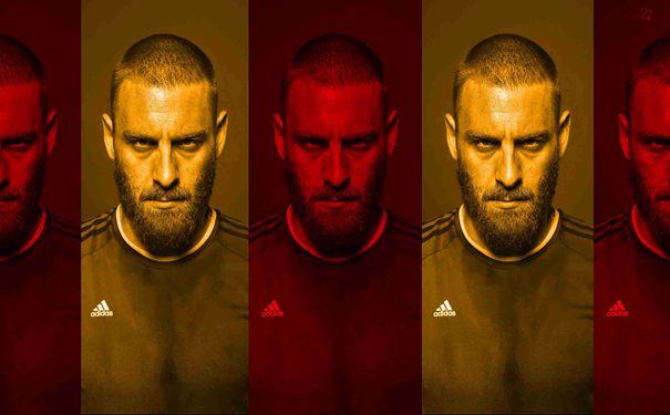 东契奇神仙彩虹三分！神似科比当年打小牛的超难漂移关键三分！