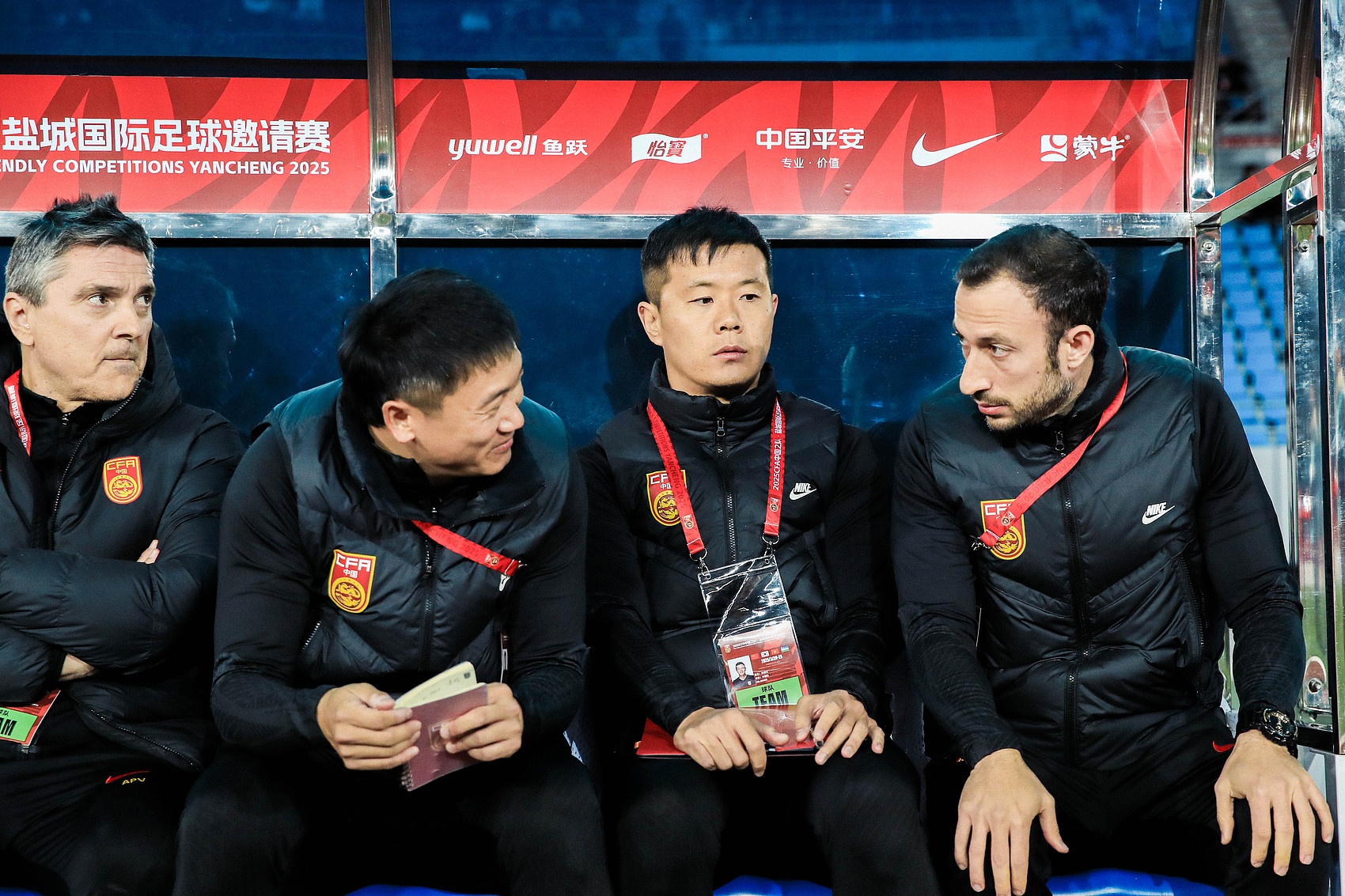 太阳报：坎通纳发布首张录音室专辑，歌词晦涩令听众摸不着头脑