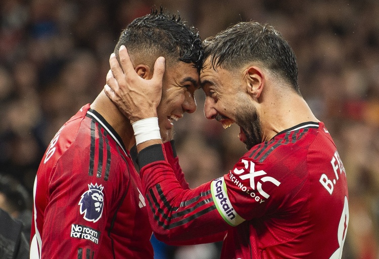 媒体人：乌戈上任后进攻&战绩出色 对比此前末节4分简直天壤之别