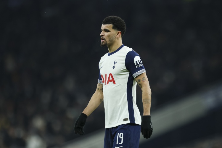 杨健：湖人打出了科比带队黄绿大战时的风骨 斯玛特如当年慈世平