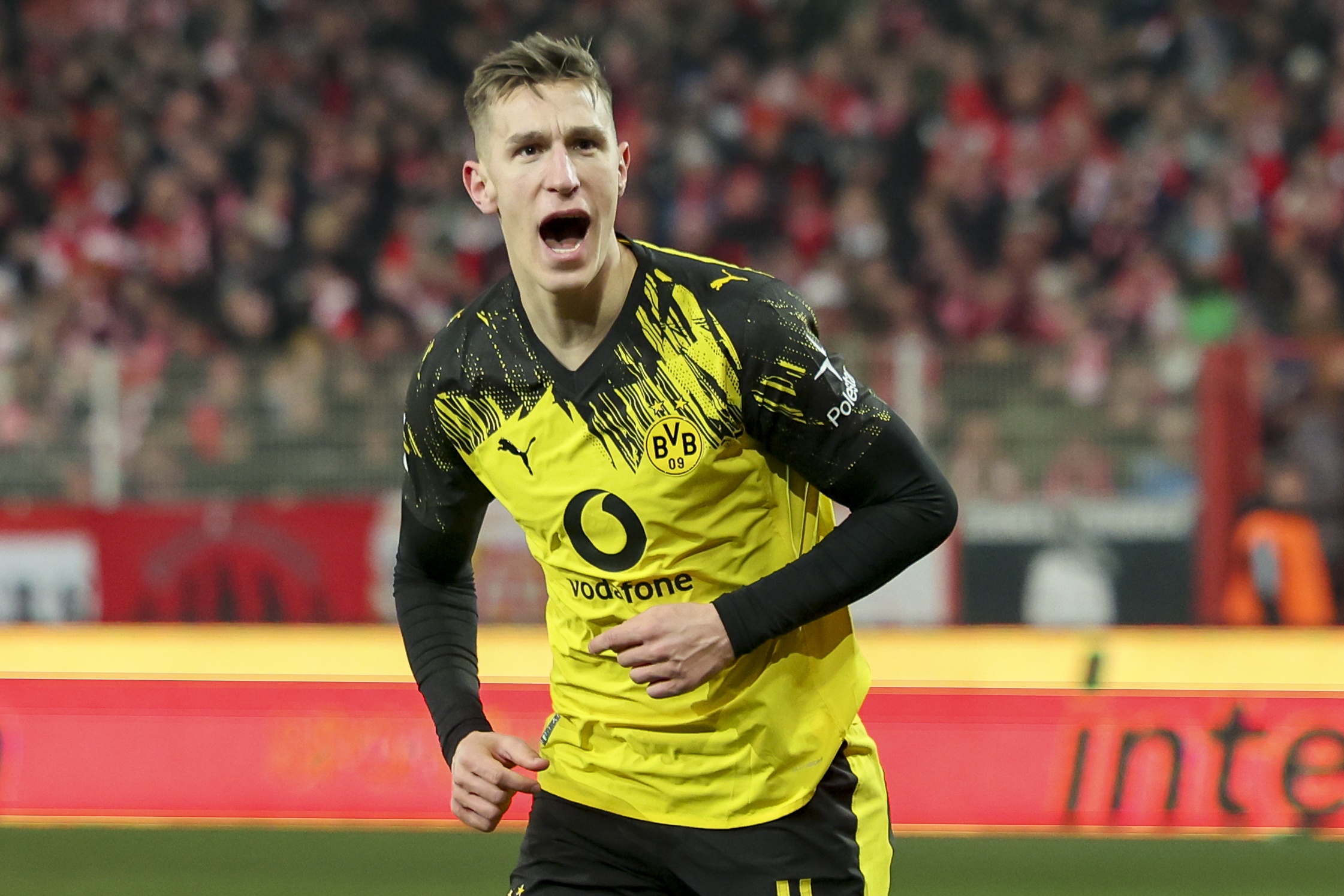 内线无敌！克林根12中7砍下 21分15板3助2断6帽 正负值+20最高